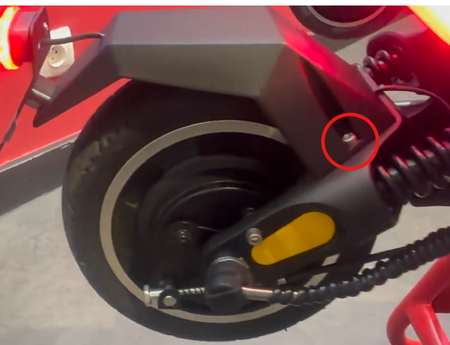 DUALTRON AMINIA & MINI DOUBLE MOTEUR | VIS GARDE-BOUE x 2