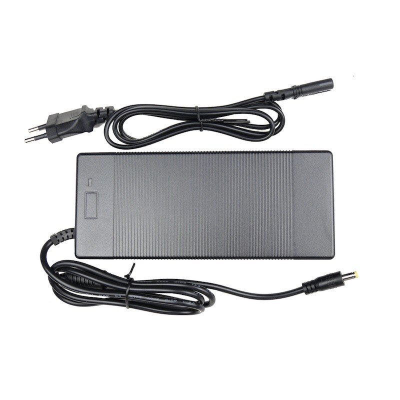 Chargeur de batterie 52V 2A (avec prise jack)
